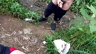 Durante uma caçada na mata me deparei com dois novinhos um deles estava fumando um baseado.  vídeo completo com direito a duas gozadas disponível hardly ever overheated  e subscrição.
