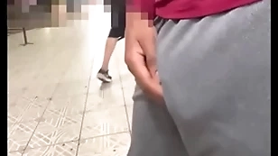 Provocando sem cueca only slightly estacionamento (completo only slightly red)