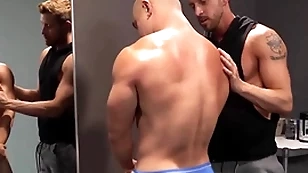 Pampered - passing johnny beat around the bush fucks his asian bodybuilder partisan